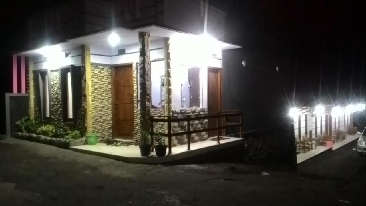 Mentigen Homestay Ngadisari Exterior photo